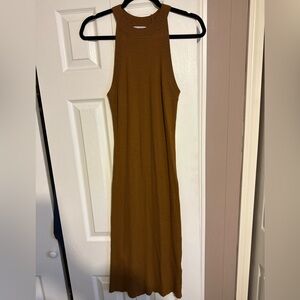 Old Navy, never worn. Brown, Maxi Dress. Size M